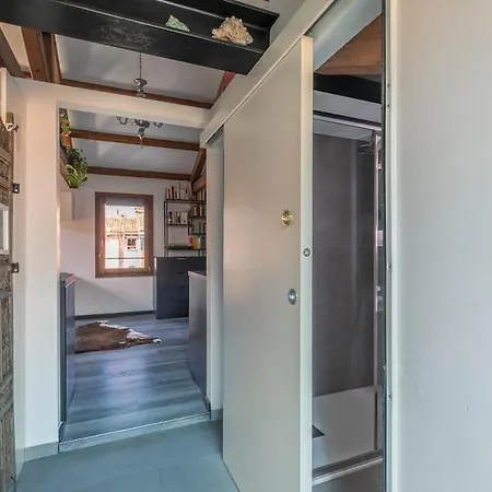 Appartamento Modern Loft, Rooftop Patio, Full Kitchen *